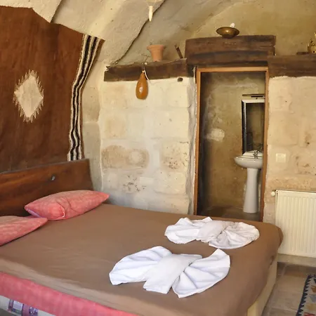 Crazy Horse Hotel